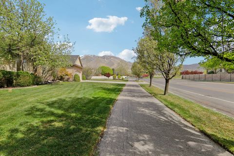 Tiny photo for 699 E CARLQUIST DR S, Draper, UT 84020 (MLS # 2148829)