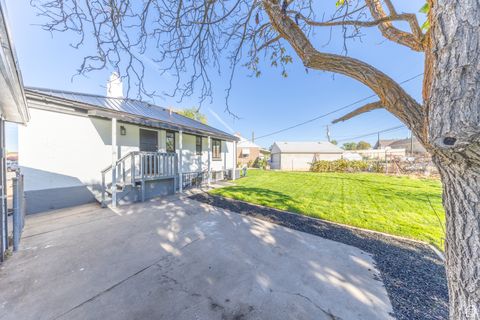 Tiny photo for 175 ROSS DR, Clearfield, UT 84015 (MLS # 2115419)
