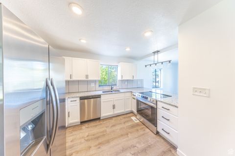 Tiny photo for 175 ROSS DR, Clearfield, UT 84015 (MLS # 2115419)