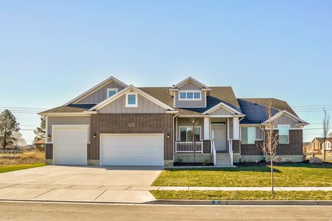 Photo of 2513 W 840 N, Clinton, UT 84015 (MLS # 2152607)
