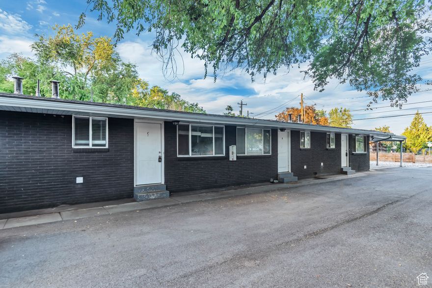 ***PRICE REDUCED!*** BEST 4PLEX DEAL AVAILABLE! Prime Investment Opportunity In North Salt Lake! This Updated Side-By-Side 4-Plex Features Modern Kitchens & Bathrooms, Durable LVP Flooring, In-Unit Washer/Dryer Hook-Ups,  Newer Furnaces & Central Air- Maximizing Tenant Appeal & Reducing Turnover * New Xeriscape Landscaping * Located Within Walking Distance To Shopping, Dining, Parks, And Recreation, Plus Just Minutes To Freeway Access & Downtown Salt Lake City * Strong Rental Potential In A High-Demand Area Makes This An Excellent Addition To Any Portfolio * Rents indicated include billbacks W, S, T etc.  ** DO NOT DISTURB TENANTS **SEE AGENT REMARKS FOR SHOWING/OFFER INSTRUCTIONS**
