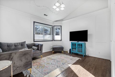 Tiny photo for 5155 S 2050 E, Holladay, UT 84117 (MLS # 2142325)