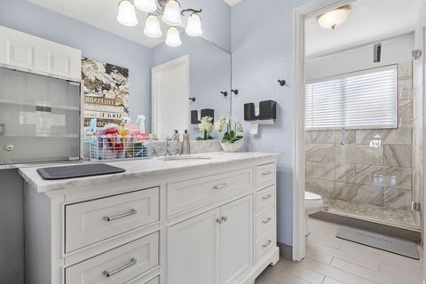 Tiny photo for 5155 S 2050 E, Holladay, UT 84117 (MLS # 2142325)