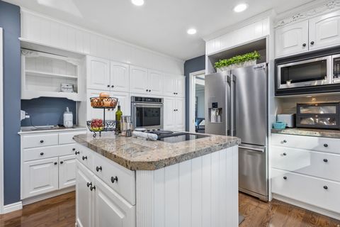 Tiny photo for 5155 S 2050 E, Holladay, UT 84117 (MLS # 2142325)