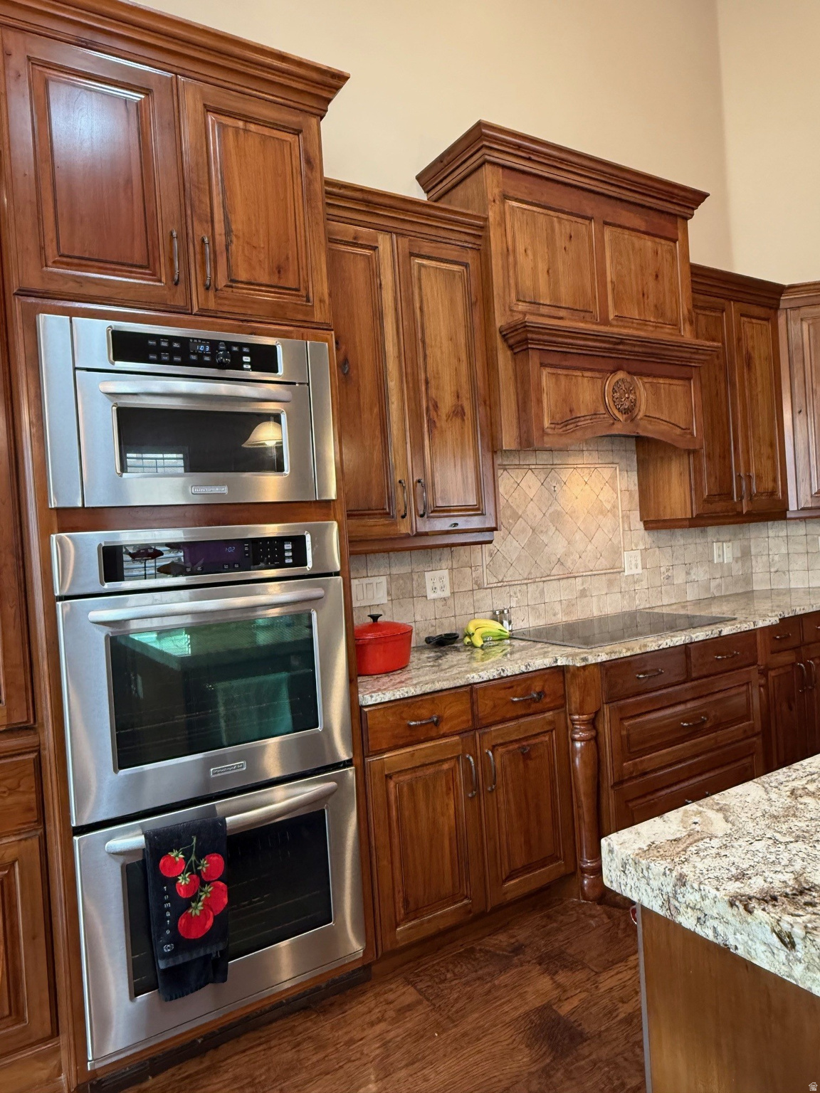 REUNION GLEN - Residential