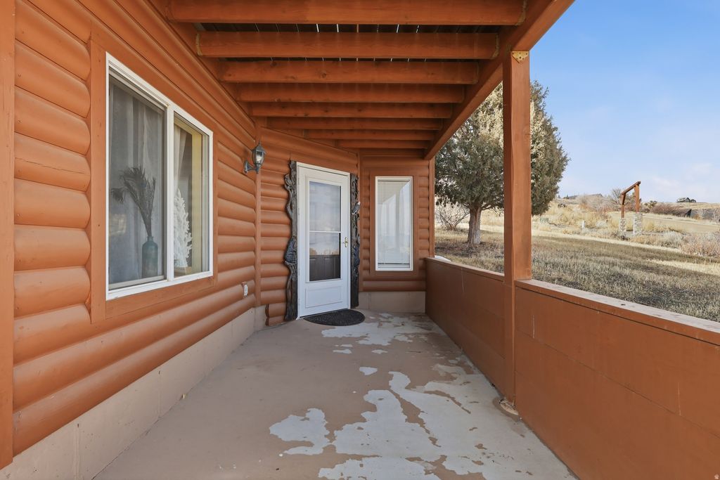 Photo of 890 N YARROW CIR W, Garden City, UT 84028 (MLS # 2137551)