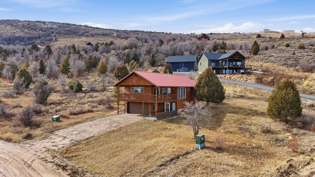 Photo of 890 N YARROW CIR W, Garden City, UT 84028 (MLS # 2137551)