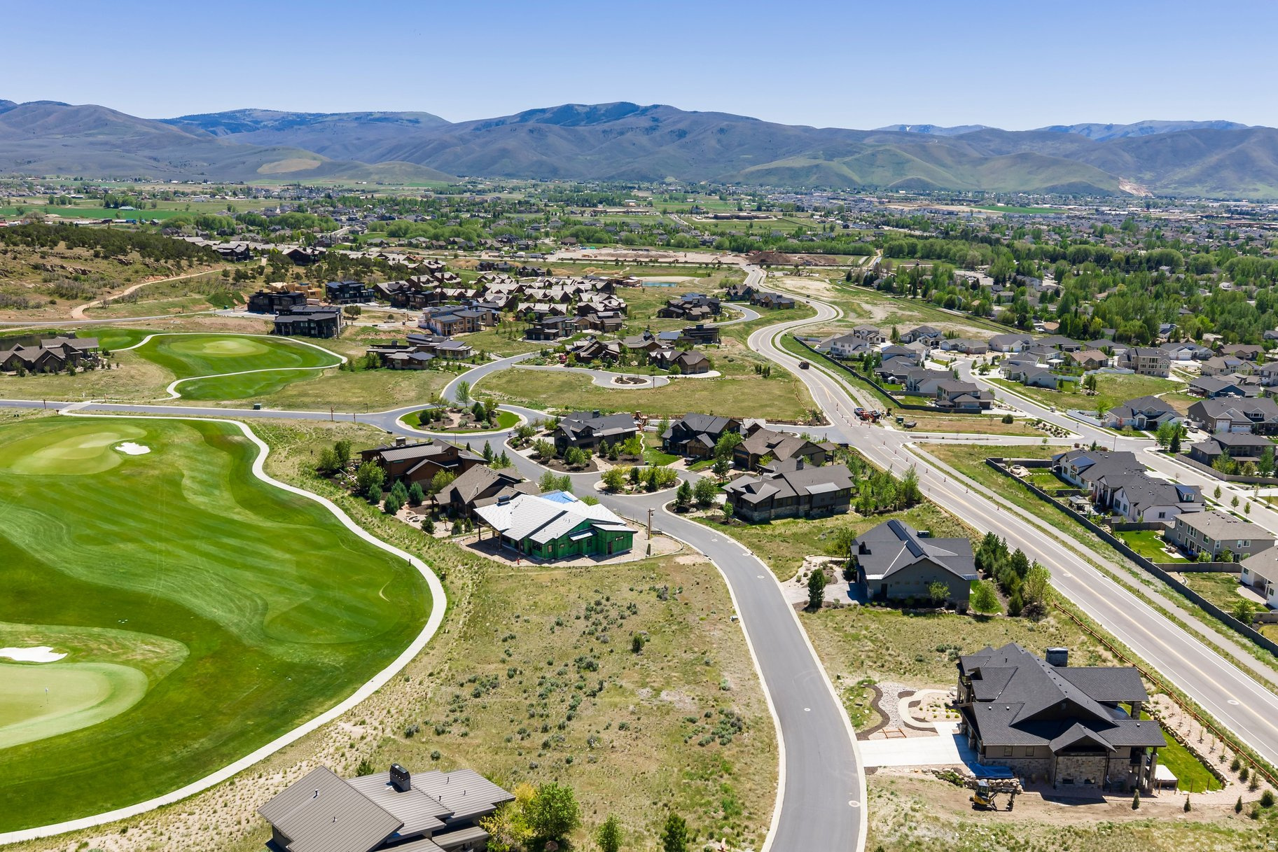 RED LEDGES - Land