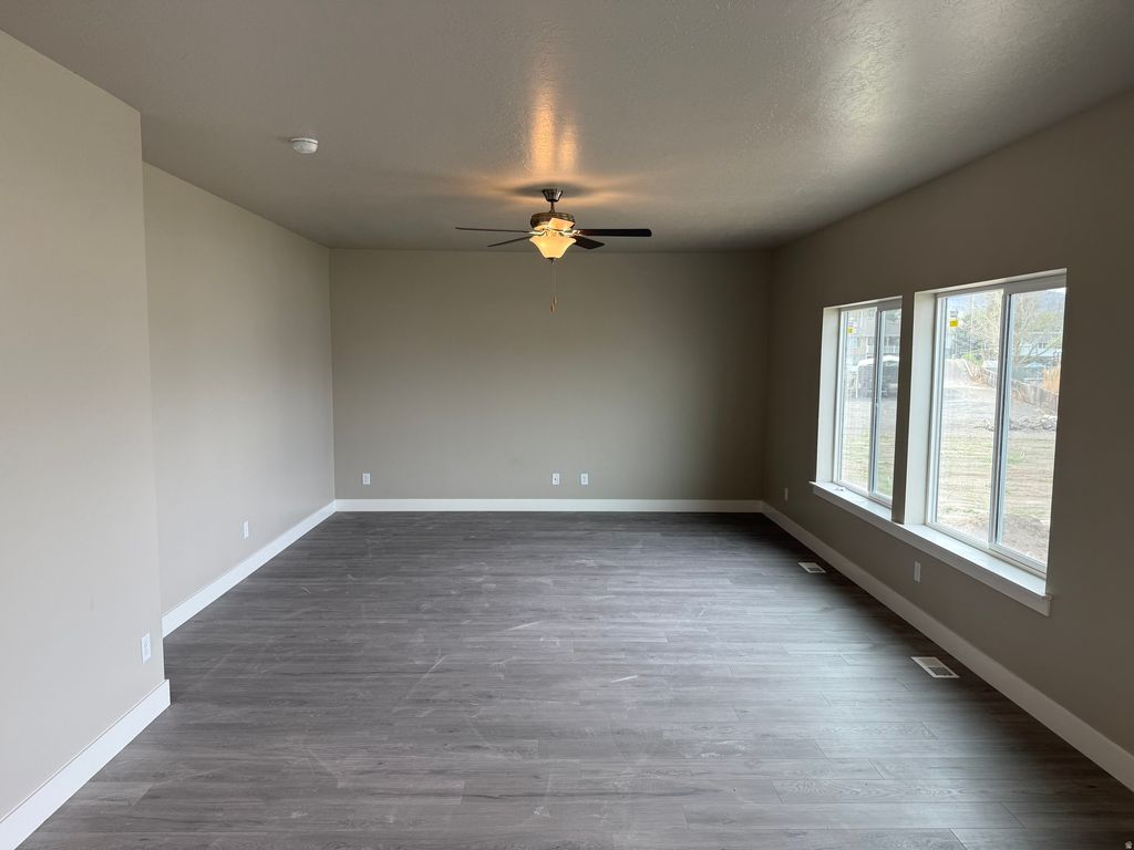 Photo of 394 E 500 N #LOT 15, Salem, UT 84653 (MLS # 2147092)