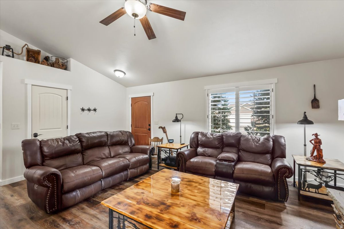 HERITAGE ESTATES - Residential