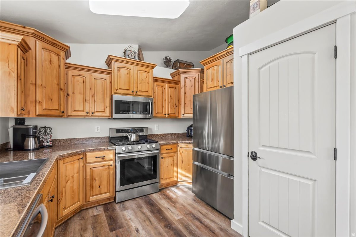 HERITAGE ESTATES - Residential