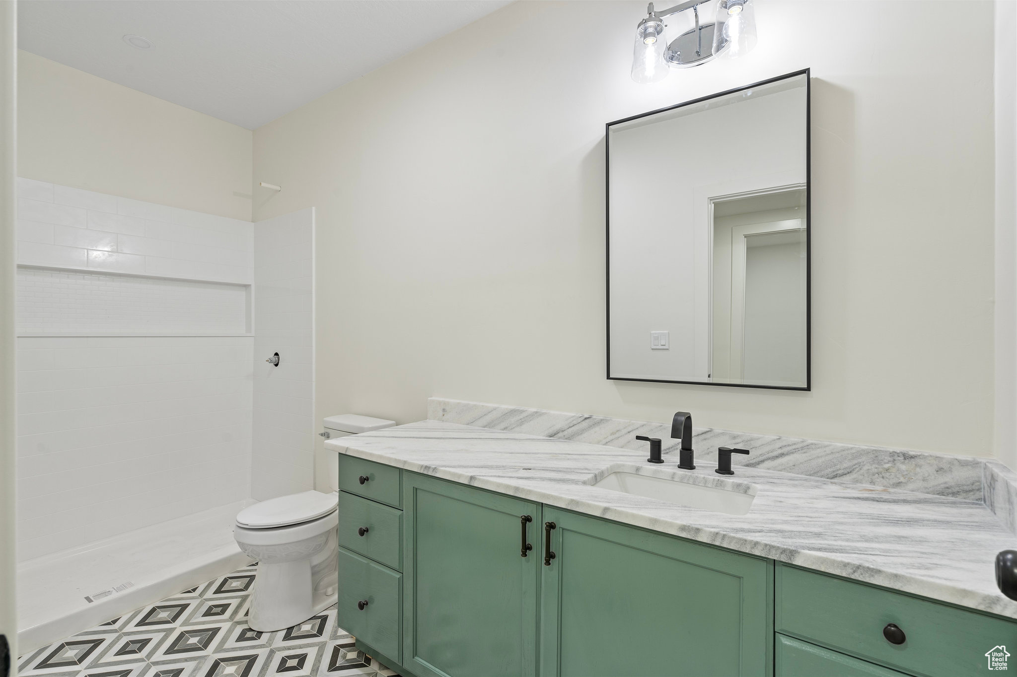 WHITING FARMS - Residential