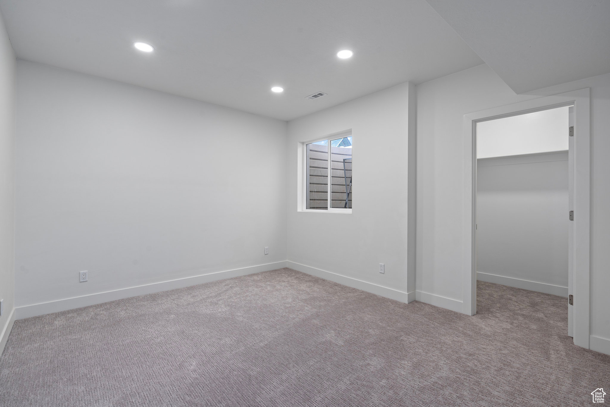 WHITING FARMS - Residential