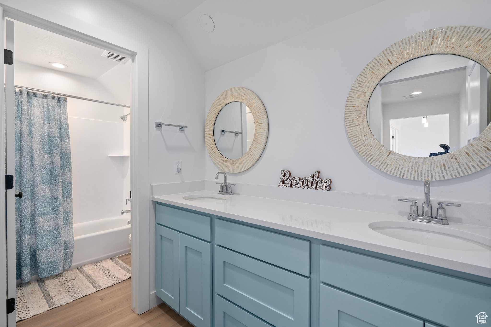 WHITING FARMS - Residential