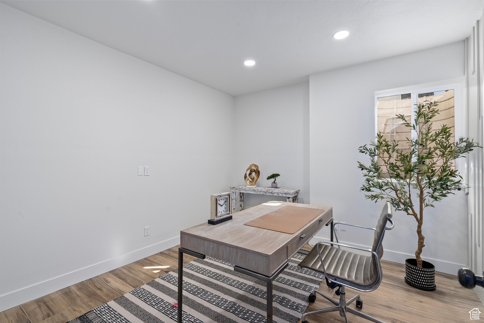 WHITING FARMS - Residential