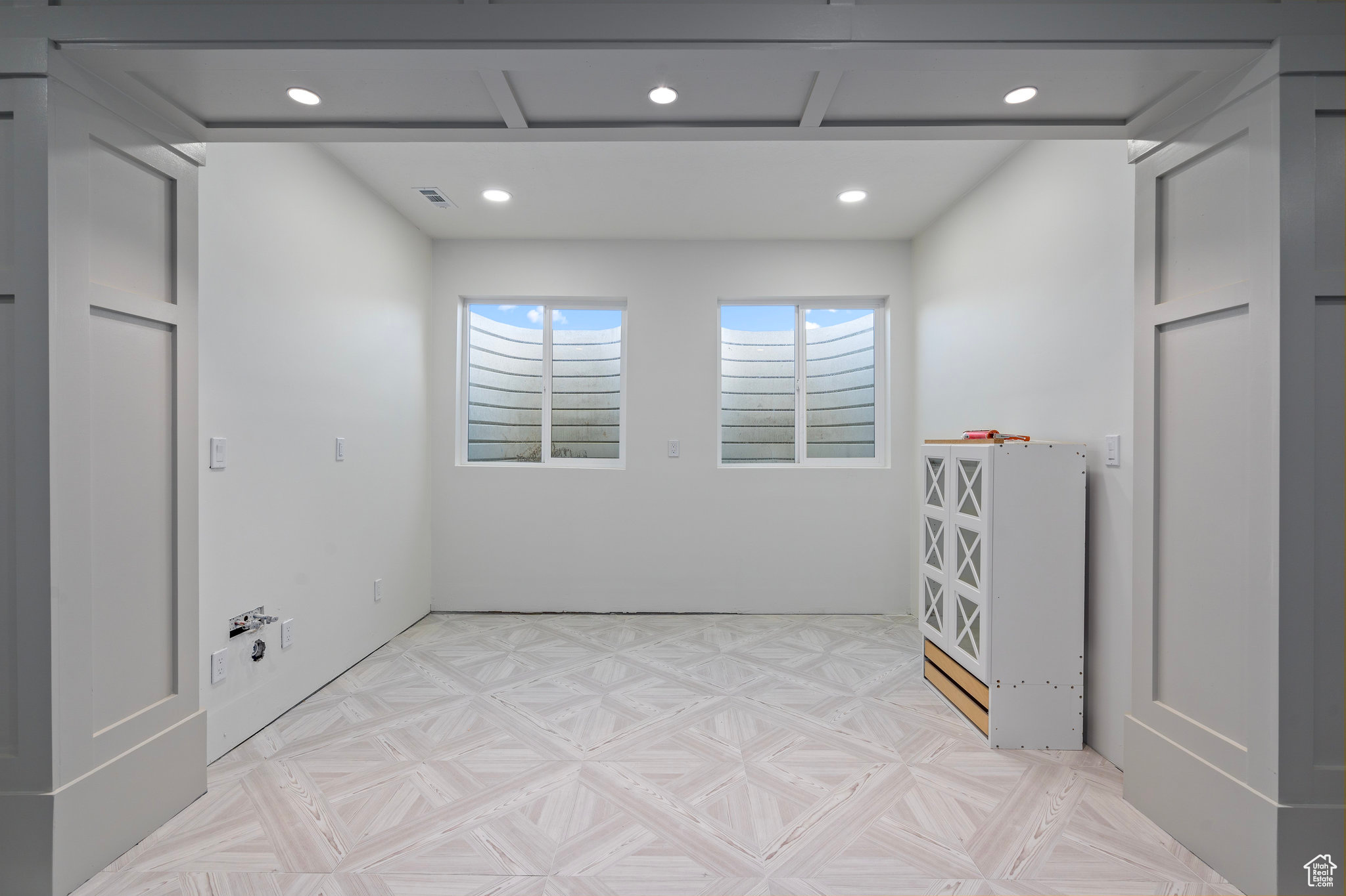 WHITING FARMS - Residential