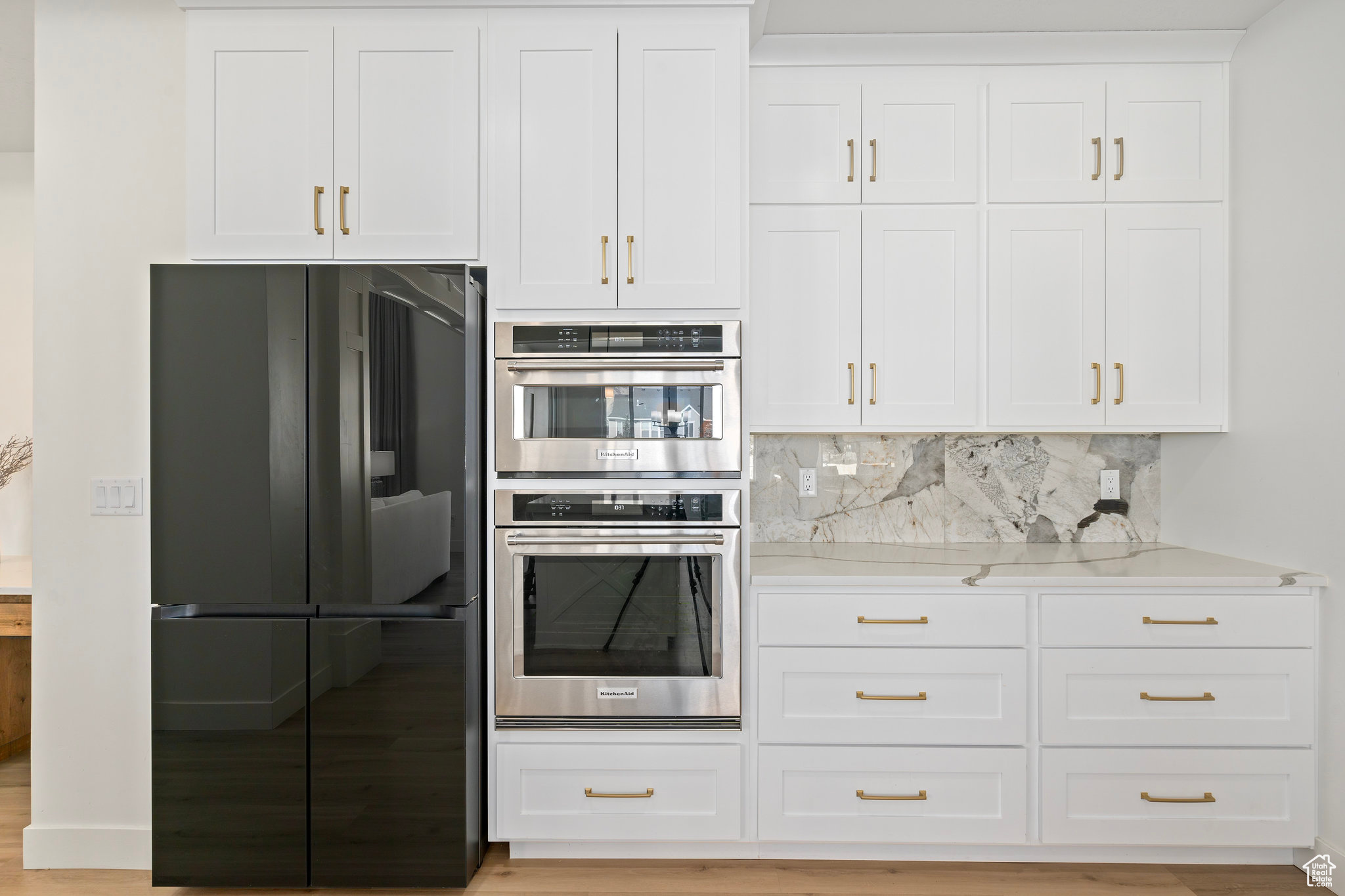 WHITING FARMS - Residential