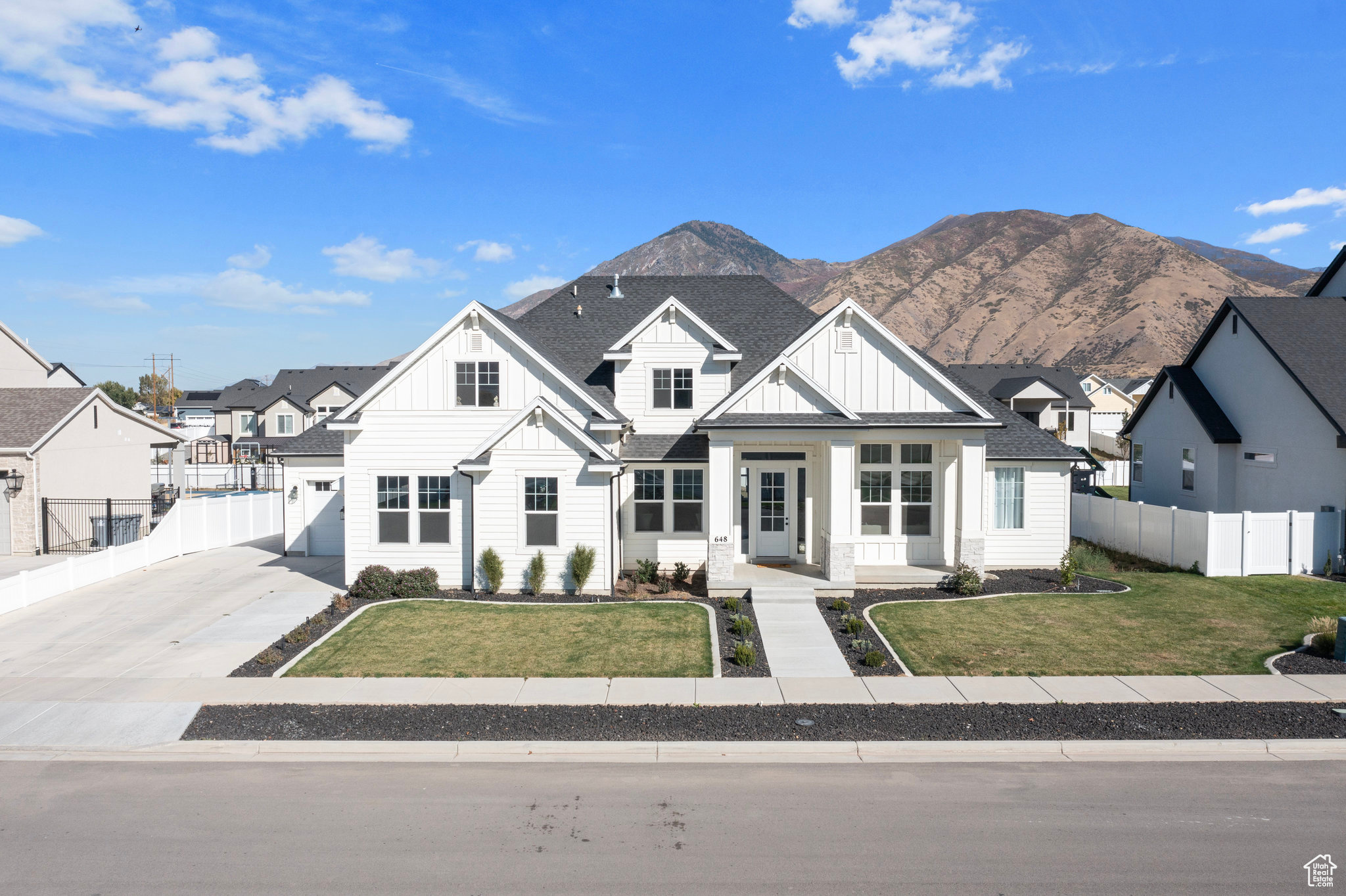 WHITING FARMS - Residential