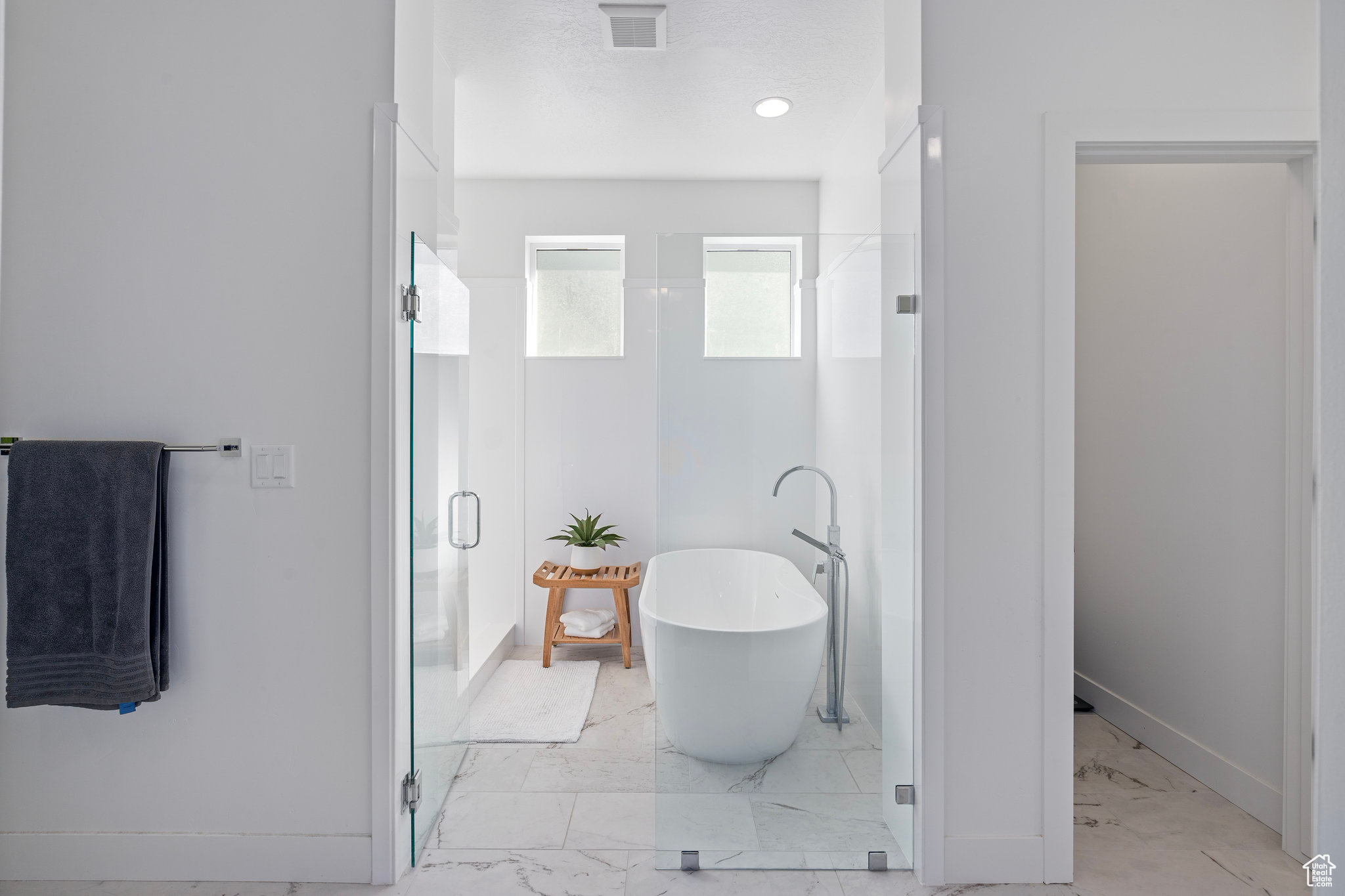 WHITING FARMS - Residential