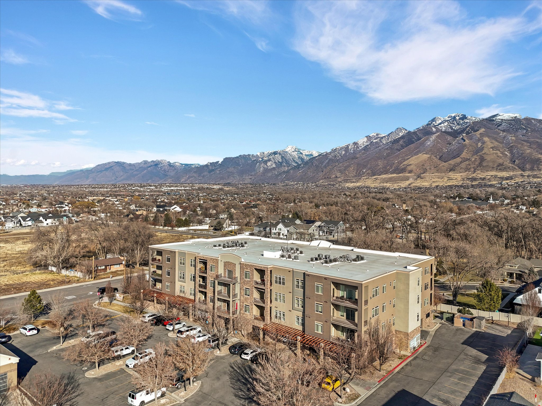 ROCKWELL SQUARE - Commercial Sale