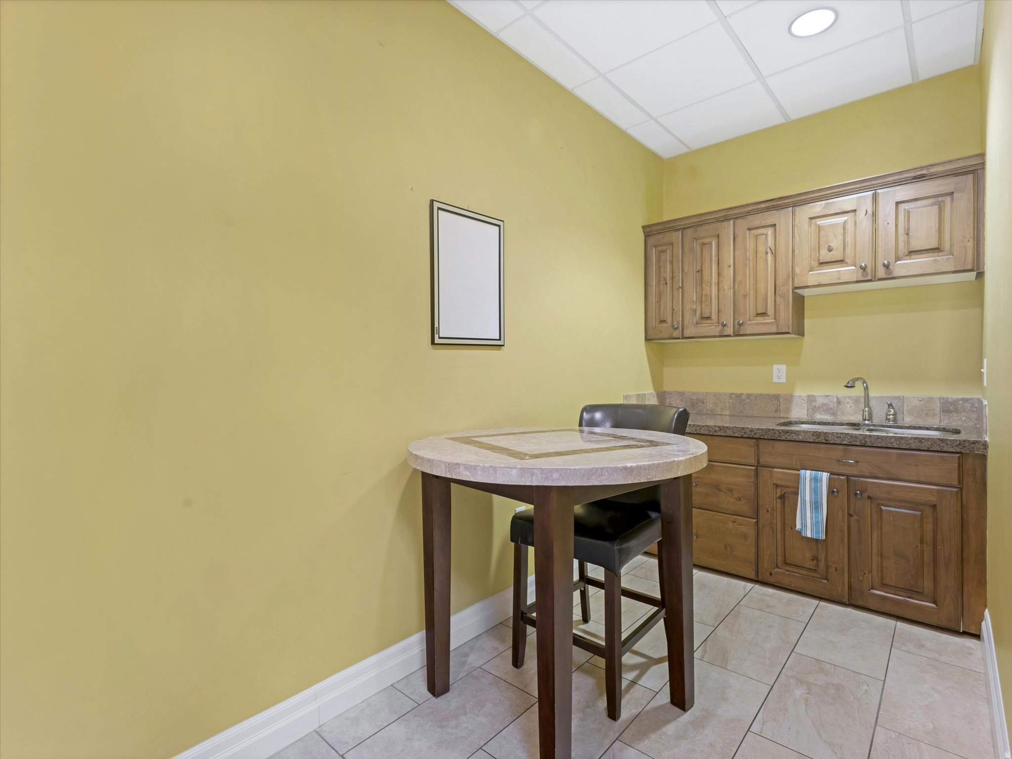 ROCKWELL SQUARE - Commercial Sale