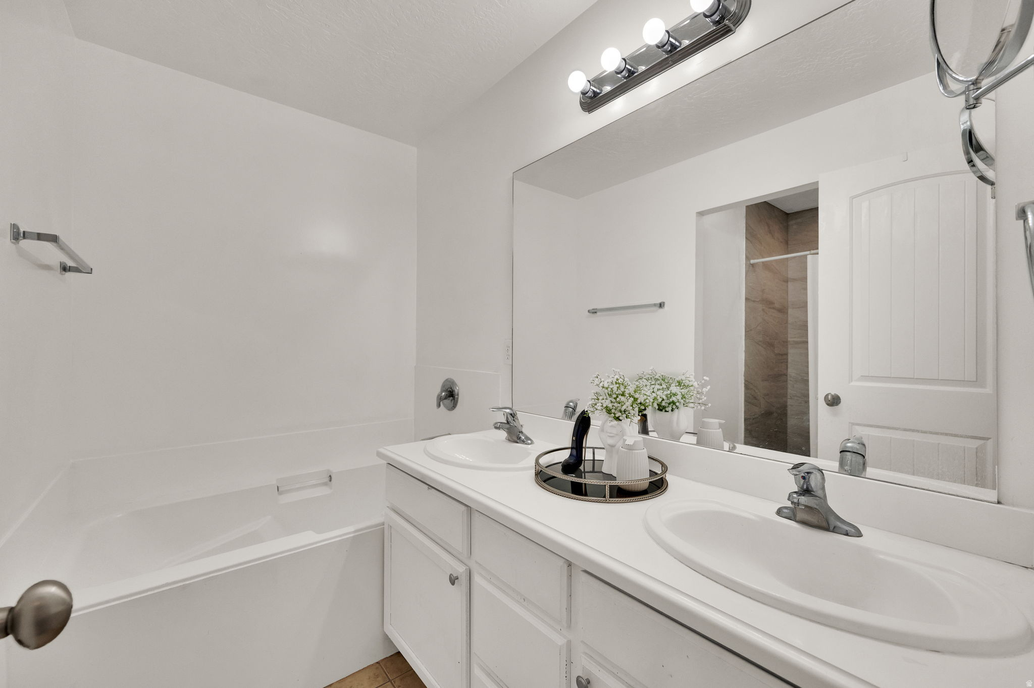 72ND STREET TOWNHOME - Residential