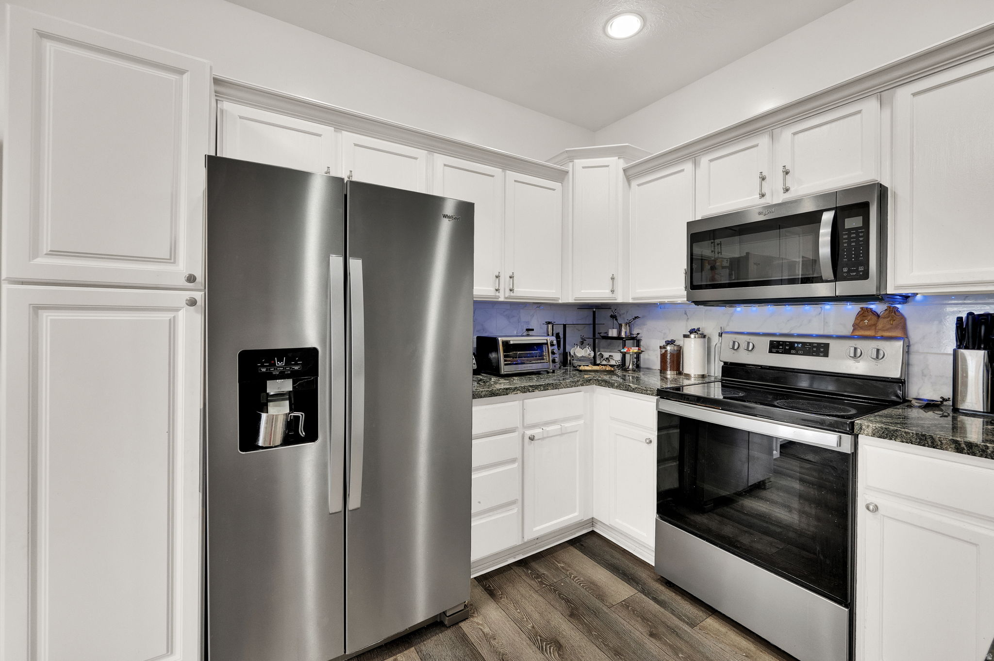 72ND STREET TOWNHOME - Residential