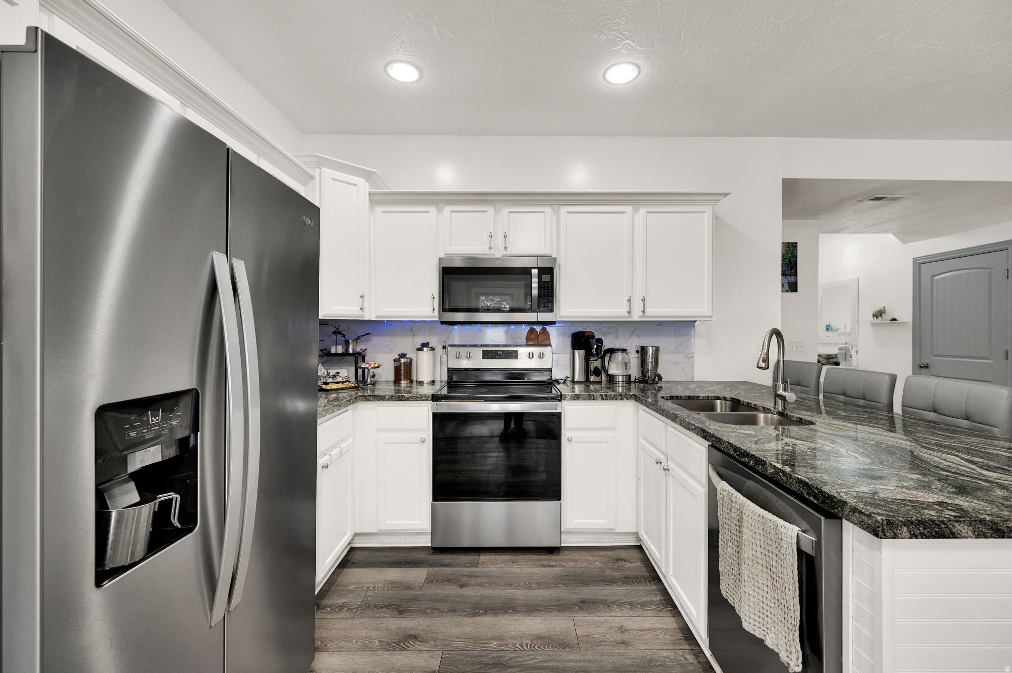 72ND STREET TOWNHOME - Residential