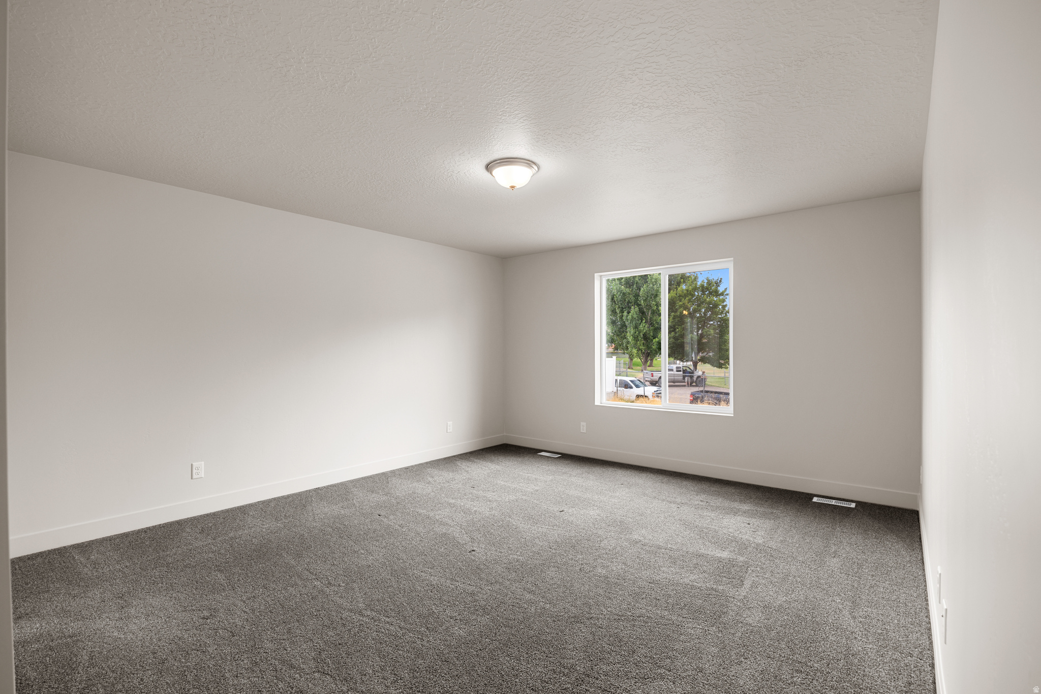 SUMMIT RIDGE THE HILLS - Residential