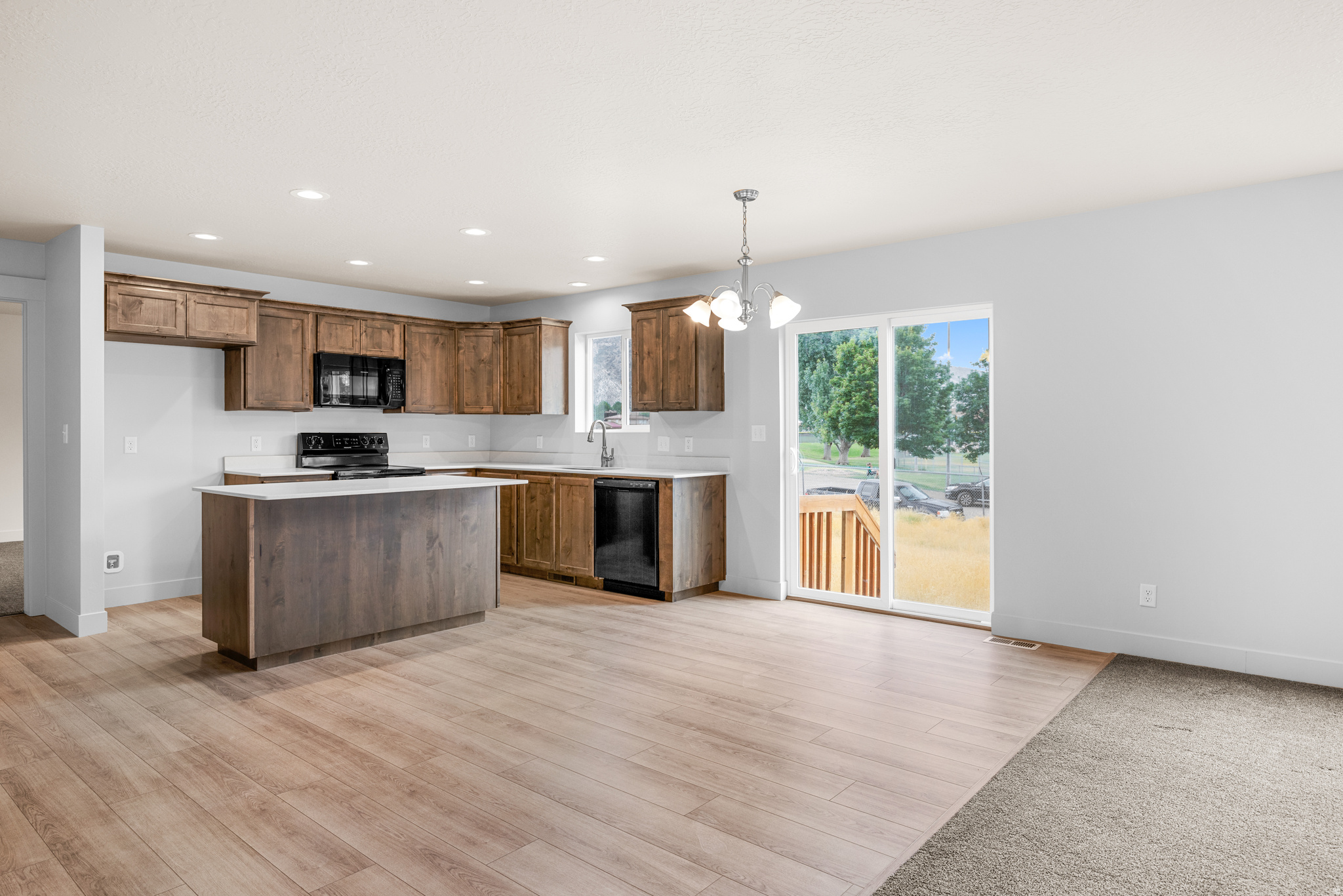 SUMMIT RIDGE THE HILLS - Residential