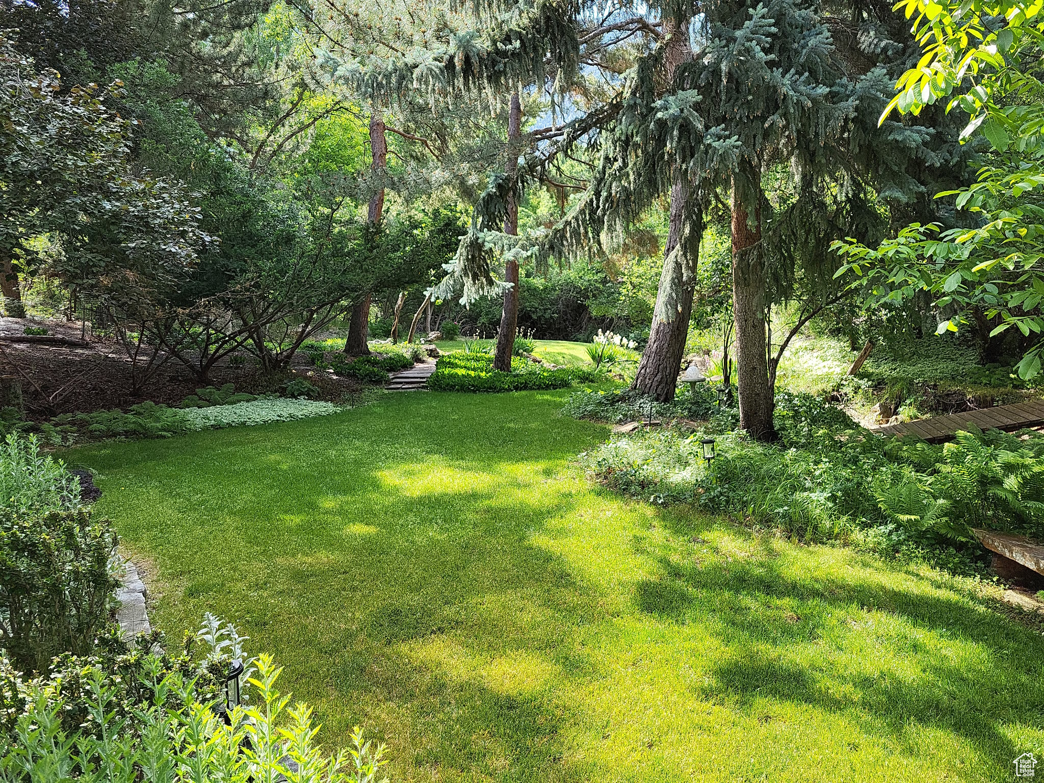 PEPPERWOOD - Residential