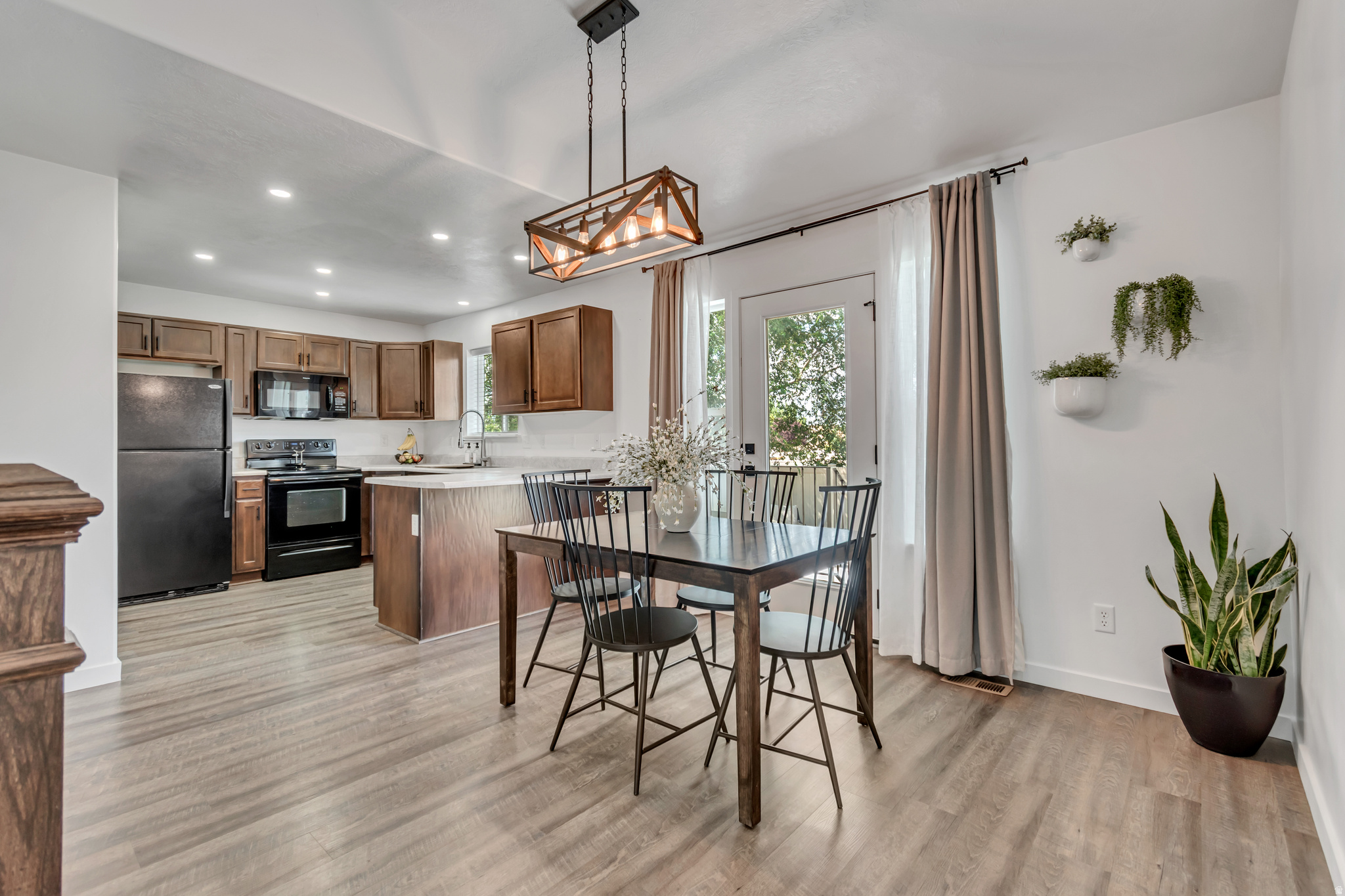 JESSICAS RANCH - Residential