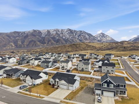 Tiny photo for 1155 S RED BARN DR, Santaquin, UT 84655 (MLS # 2128815)