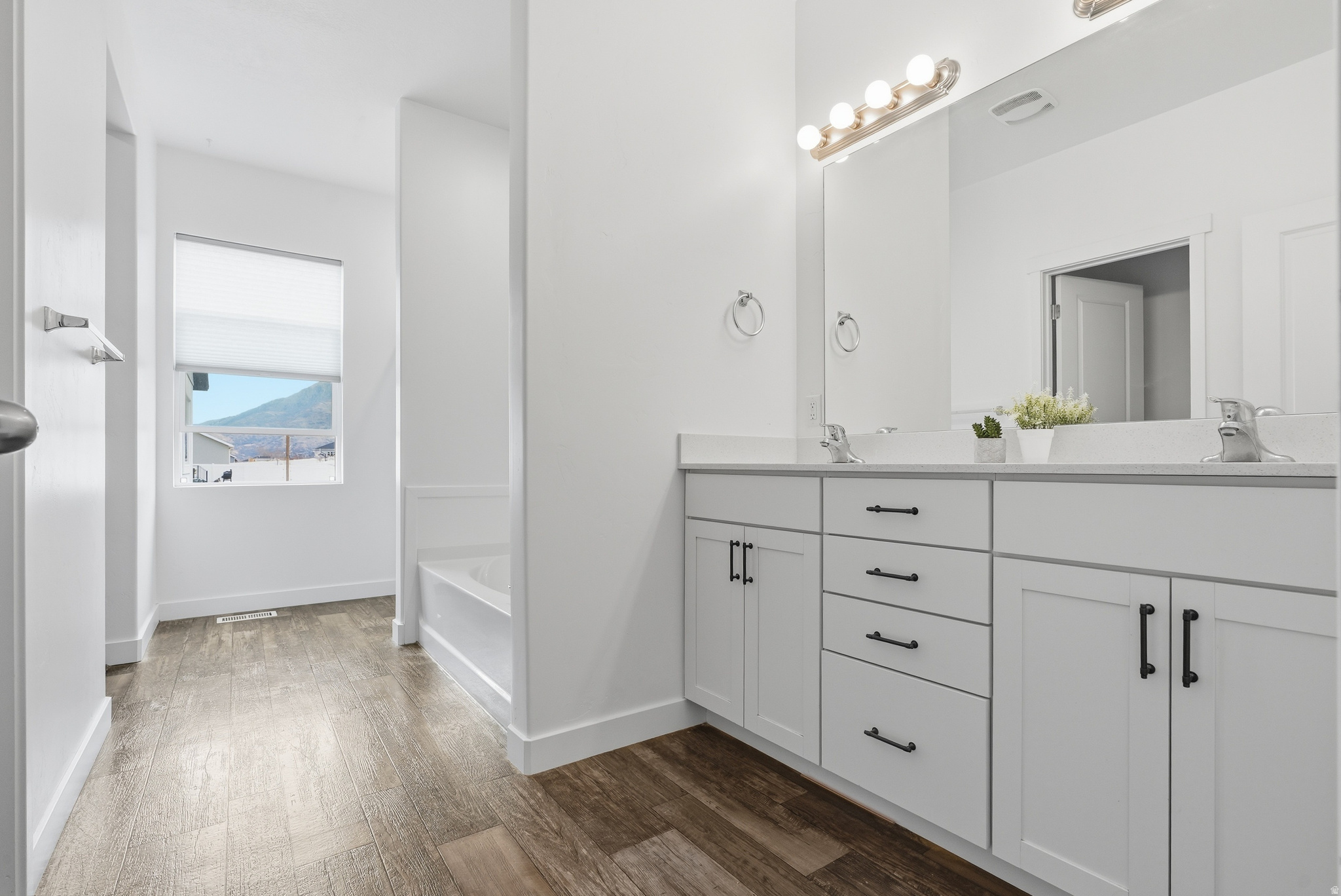 FOOTHILL VILLAGE - Residential