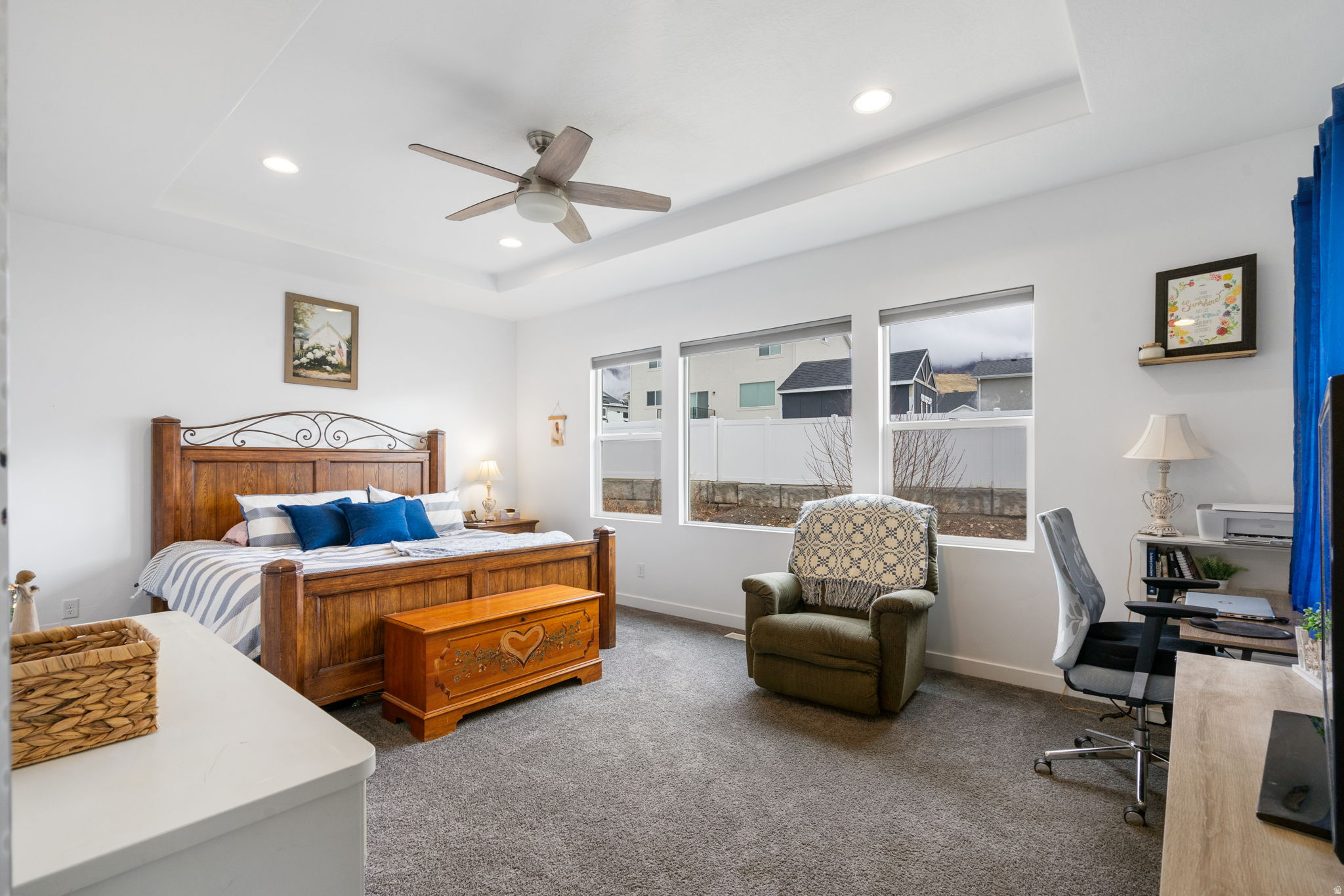 FOOTHILL VILLAGE - Residential