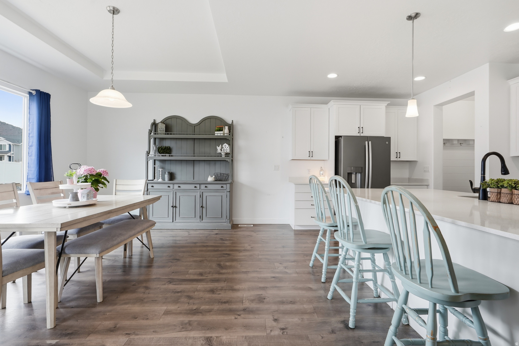 FOOTHILL VILLAGE - Residential