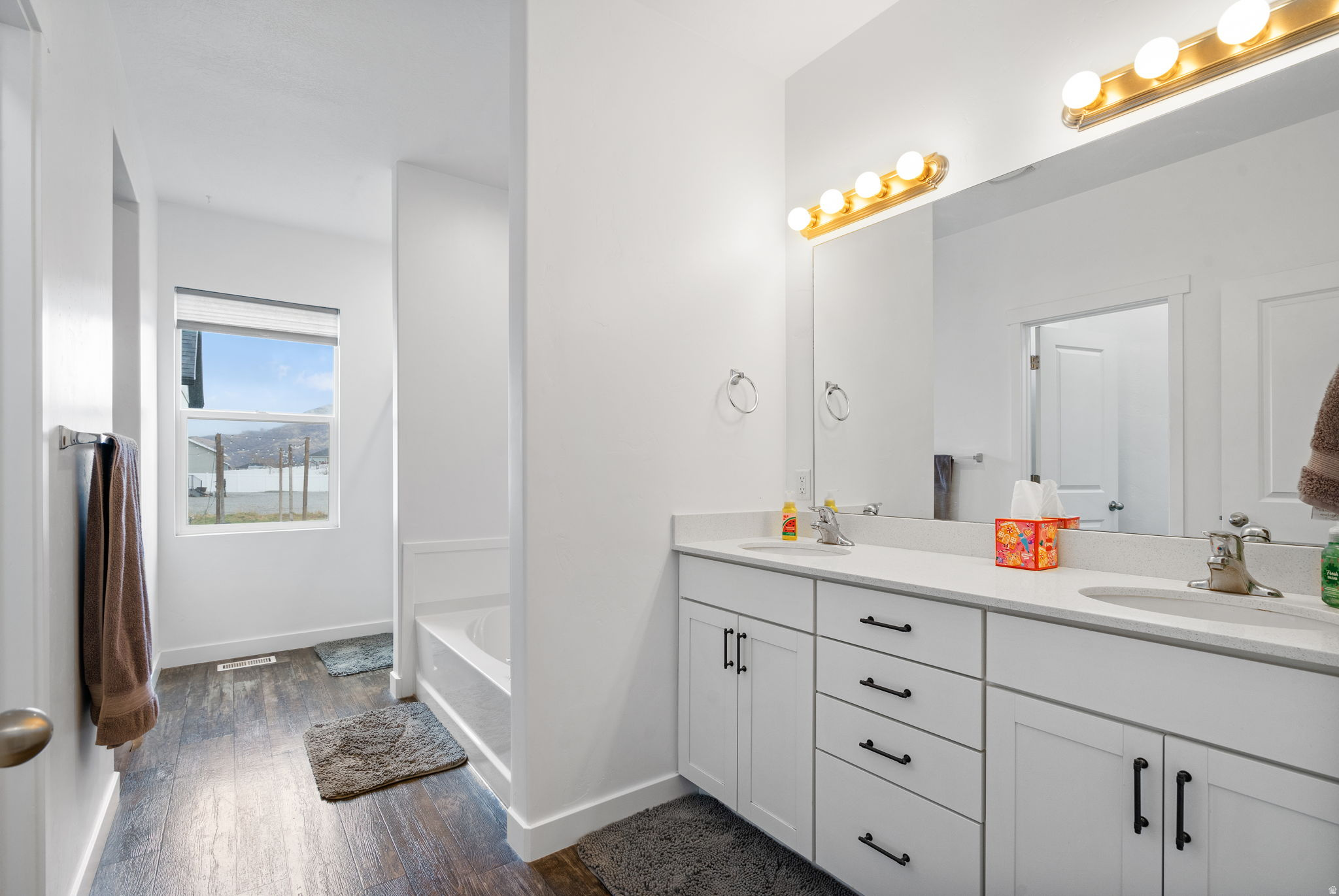 FOOTHILL VILLAGE - Residential