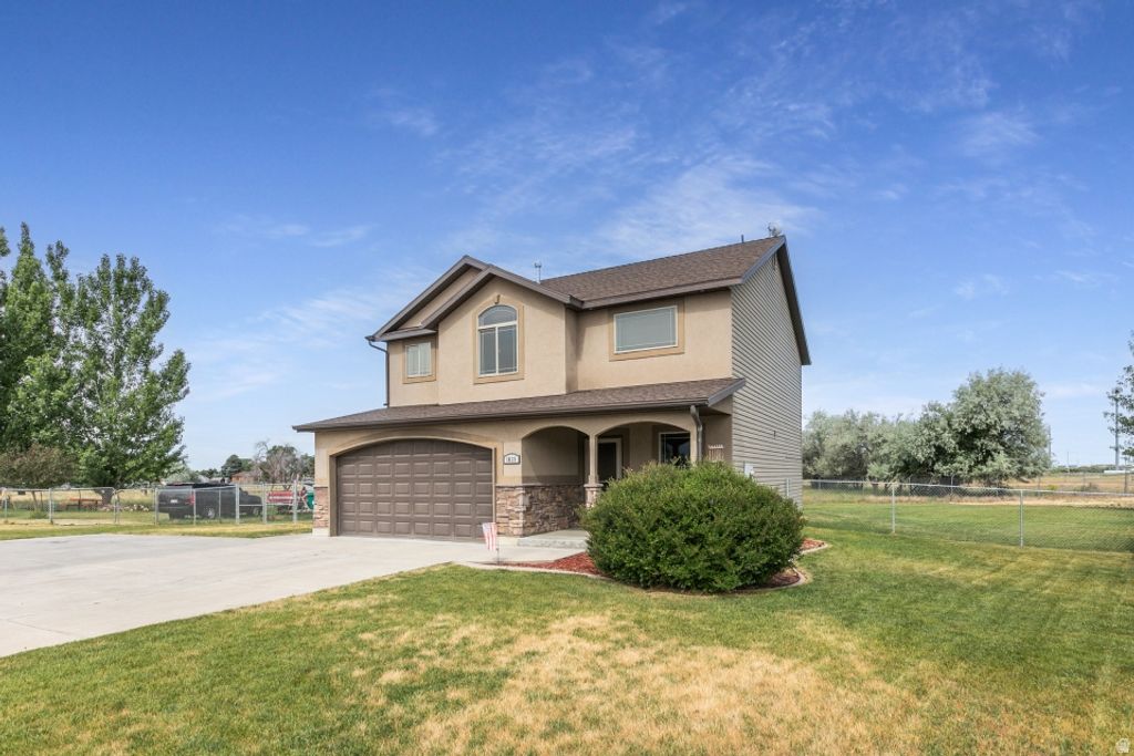 Photo of 1635 N 1050 W, Harrisville, UT 84404 (MLS # 2164130)