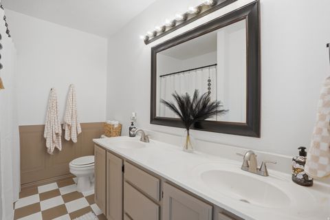 Tiny photo for 1108 E 260 N, Spanish Fork, UT 84660 (MLS # 2142720)