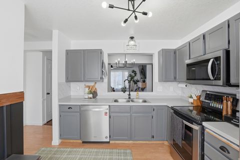 Tiny photo for 1108 E 260 N, Spanish Fork, UT 84660 (MLS # 2142720)