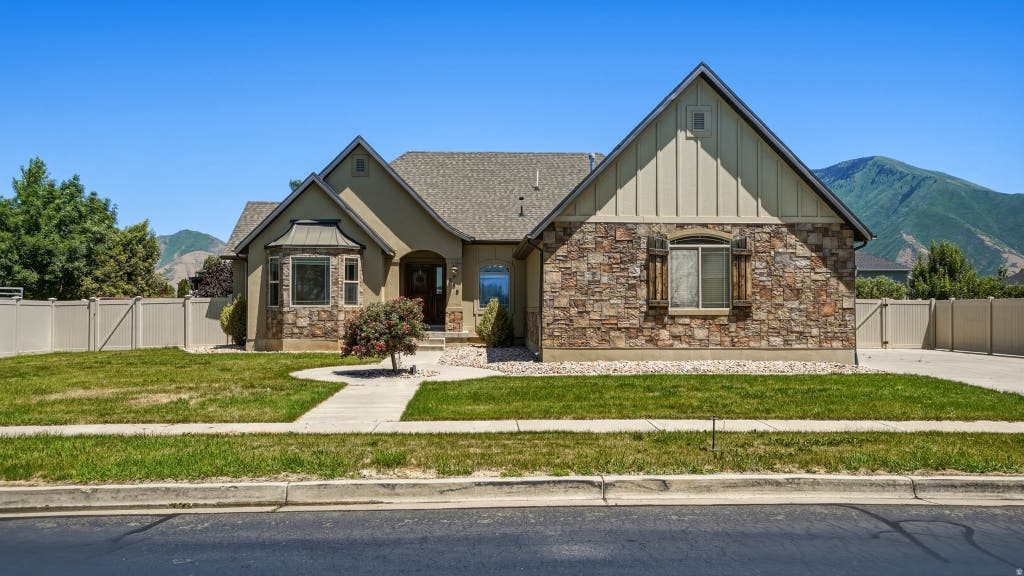 Photo of 388 N 1690 E, Spanish Fork, UT 84660 (MLS # 2164897)