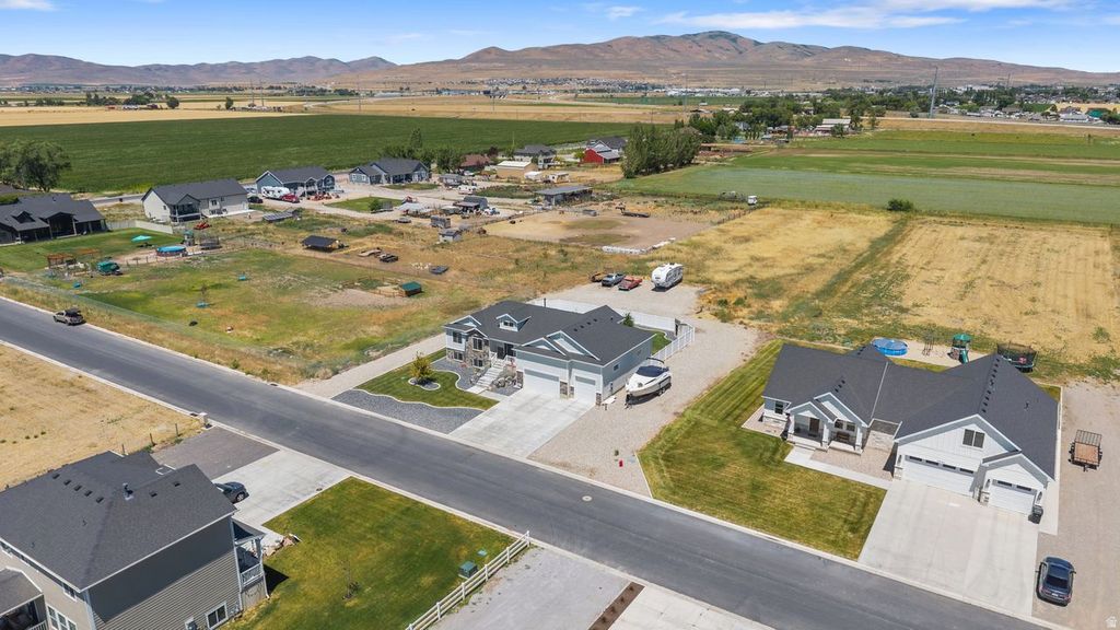 Photo of 6710 W 10125 N, Tremonton, UT 84337 (MLS # 2133721)