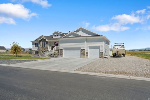 Tiny photo for 6710 W 10125 N, Tremonton, UT 84337 (MLS # 2133721)