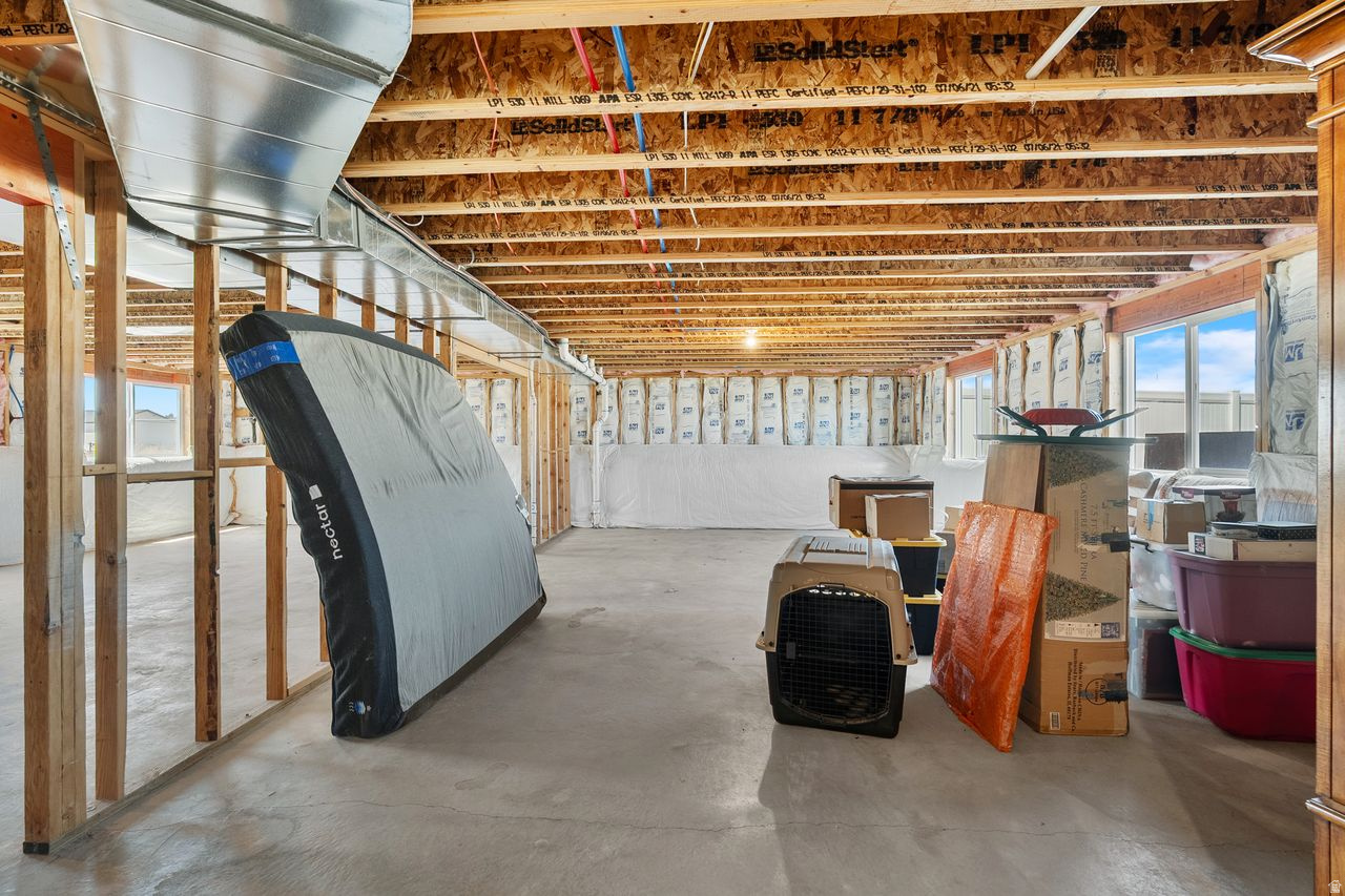 FREEMAN FARMS - Residential