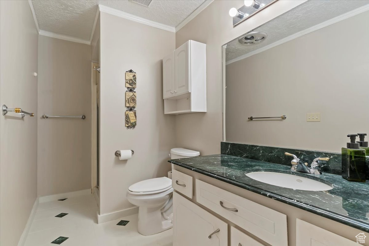EMERALD HILLS CONDOS - Residential