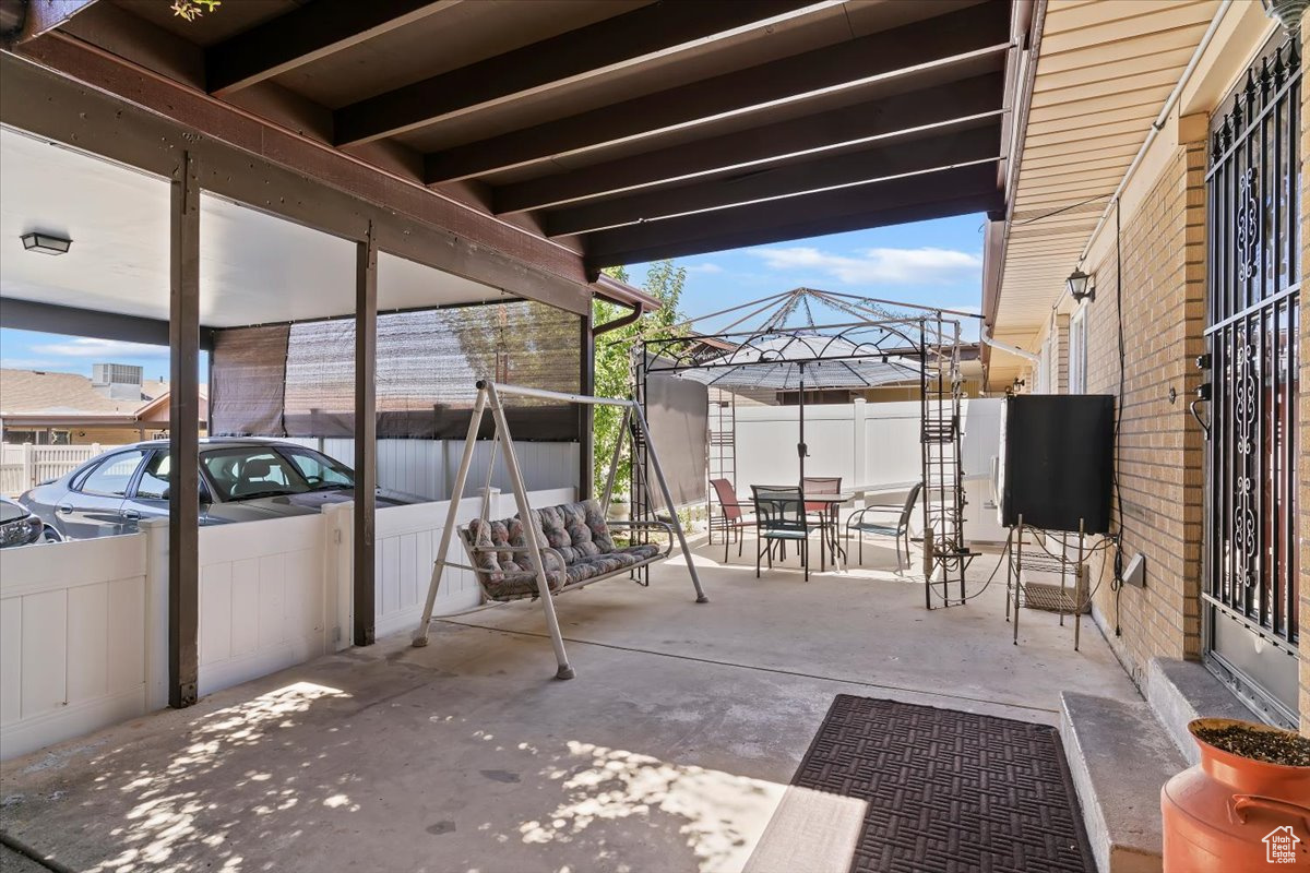 EMERALD HILLS CONDOS - Residential