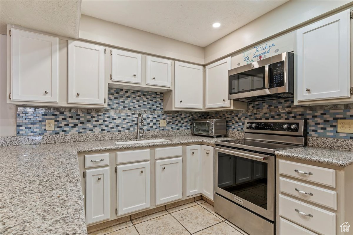 EMERALD HILLS CONDOS - Residential