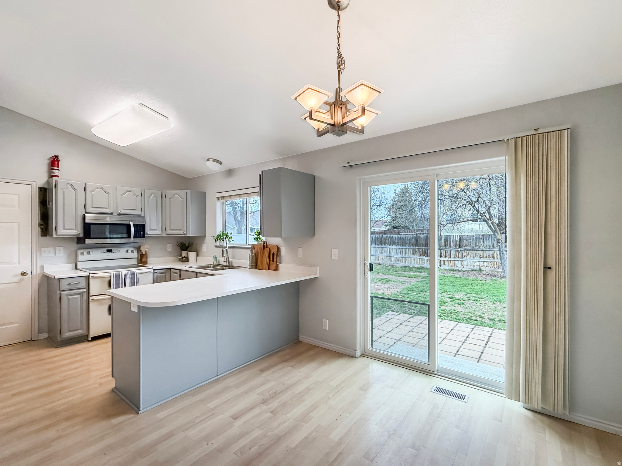 SKYVIEW ESTATES - Residential