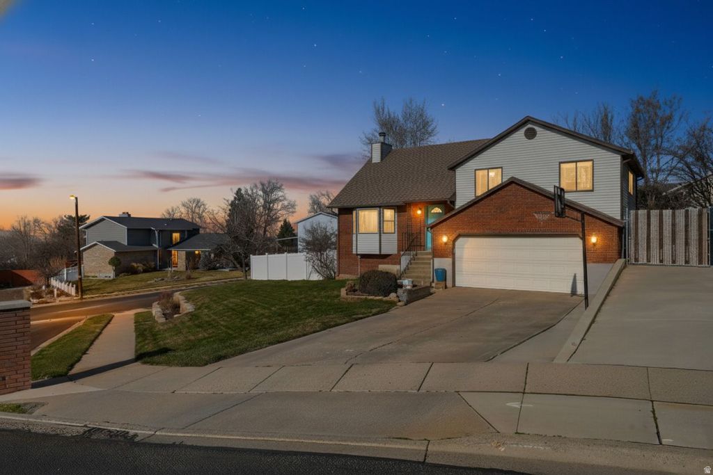 Photo of 553 E 175 N, North Salt Lake, UT 84054 (MLS # 2131443)