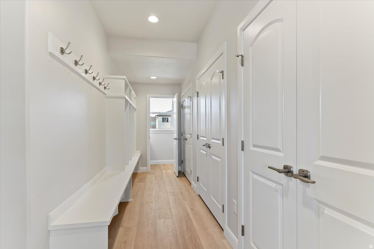 WEST RIDGE ESTATES - Residential